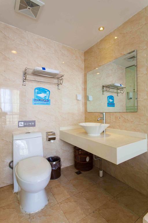 7Days Inn Wuzhou South Railway Station Cangwu Phòng bức ảnh